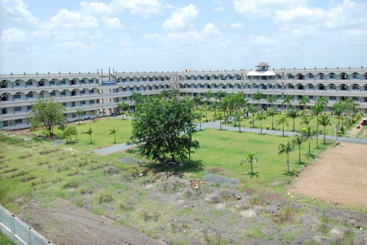 https://cache.careers360.mobi/media/colleges/social-media/media-gallery/6890/2021/5/11/Campus View of Santhiram College of Pharmacy Nandyal_Campus-View.png